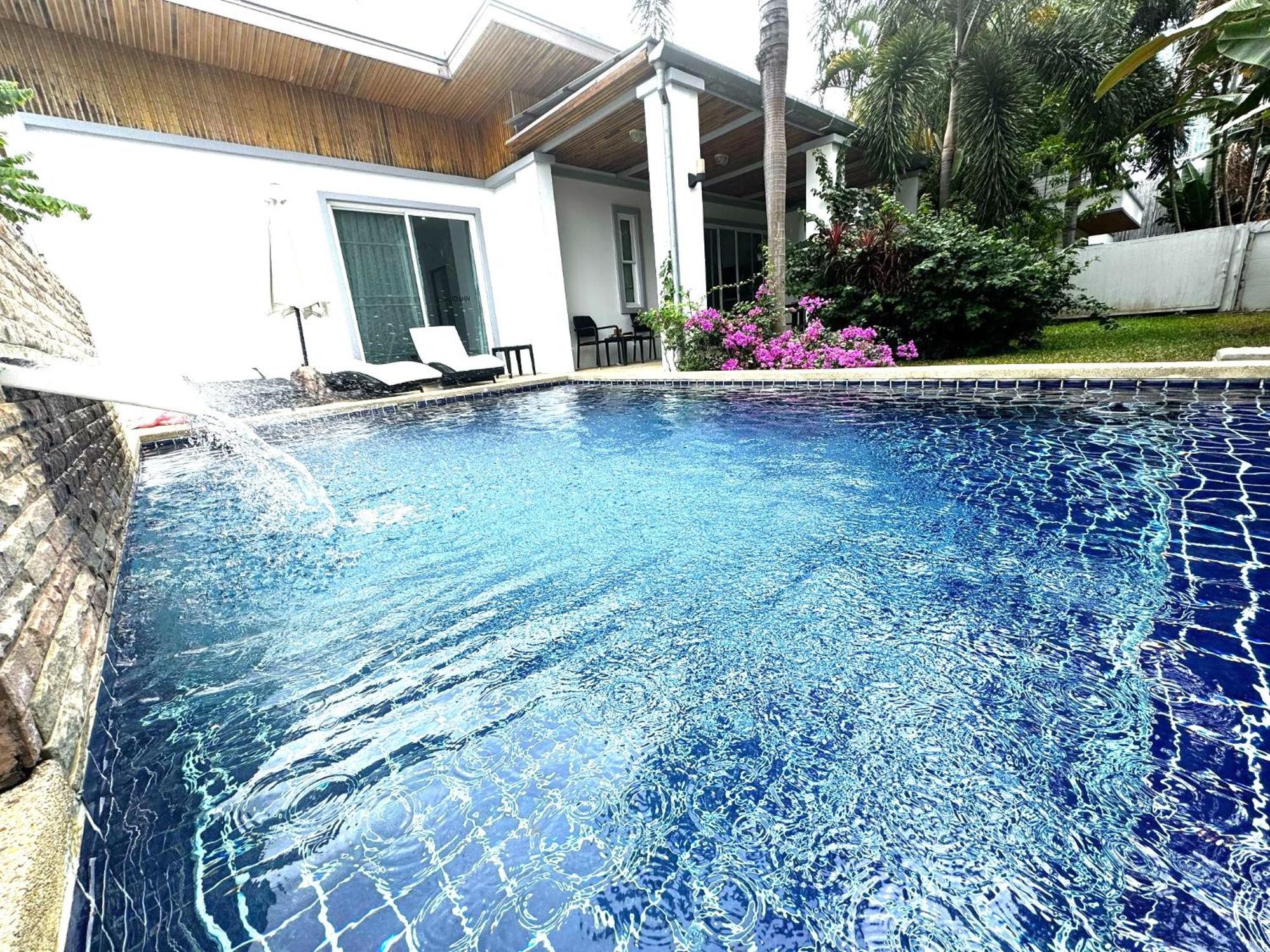 Villa Cheloni 2 Bedrooms Kamala Beach Exteriör bild